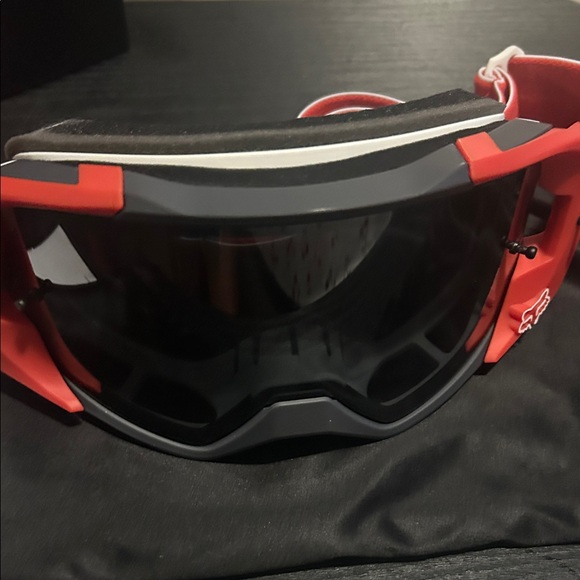 Supreme VUE Racing Goggles - Picture 3 of 8